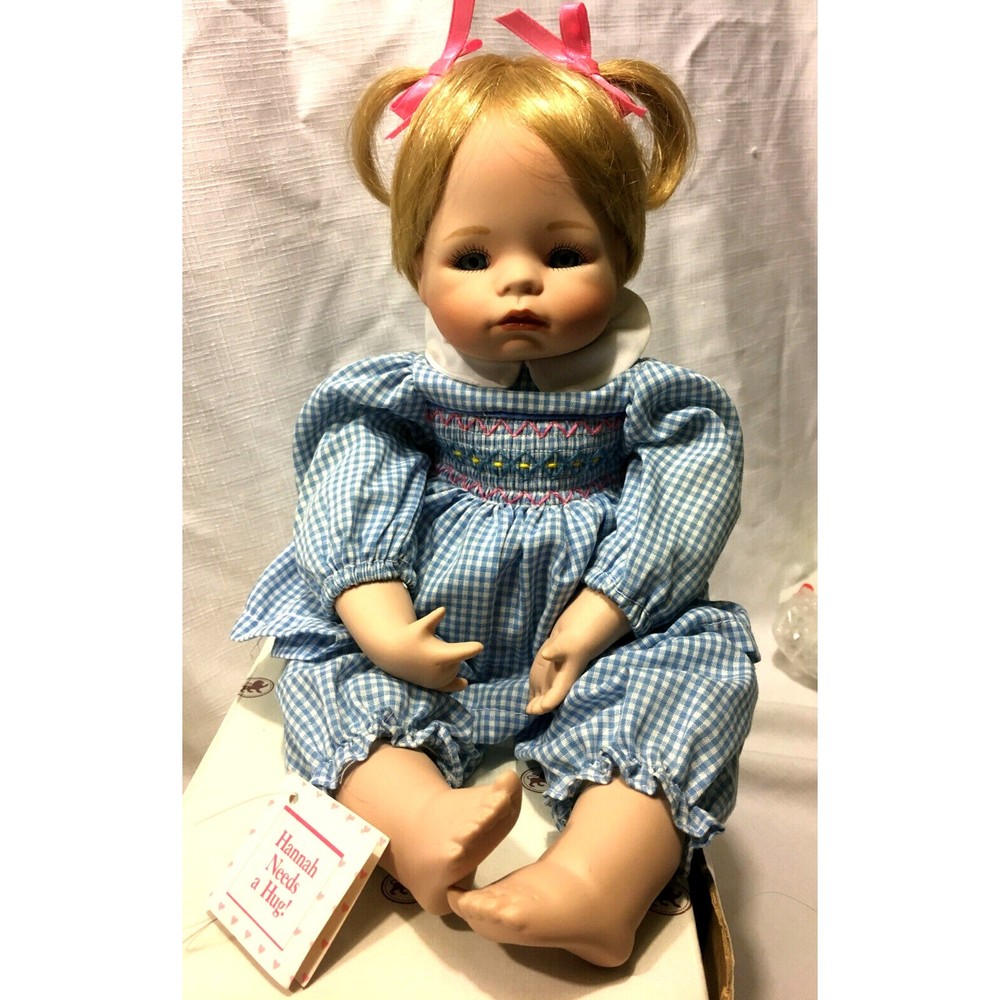 The Ashton-Drake Galleries HANNAH NEEDS A HUG Porcelain Doll 1992 COA Box